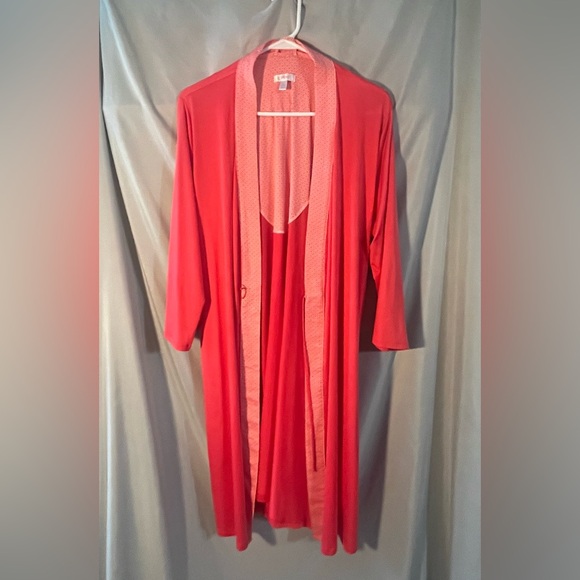 Secret Treasures Coral Robe and Nightgown Set - Picture 4 of 6